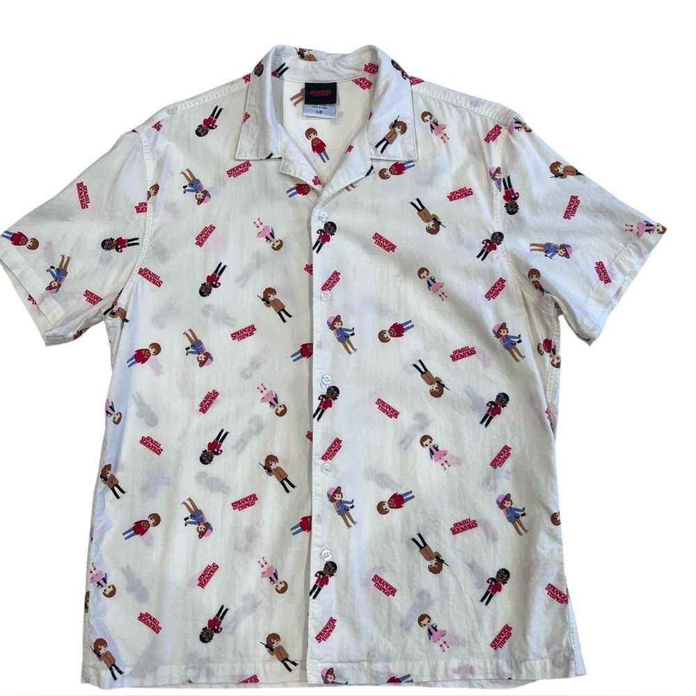 Box Lunch Stranger Things Hopper Button Down Shirt Large Off White Cartoon Peeps